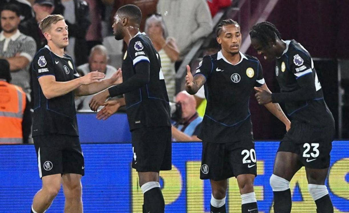 亚博体育-全明星赛赛程吃紧；切尔西今夜战术微调；媒体盛赞；身体对抗强度拉满-亚博体育